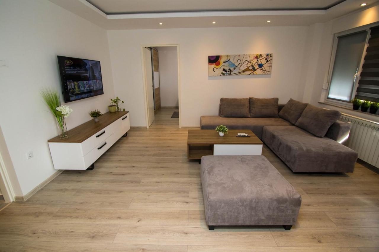 Ig4u, Center Apartment